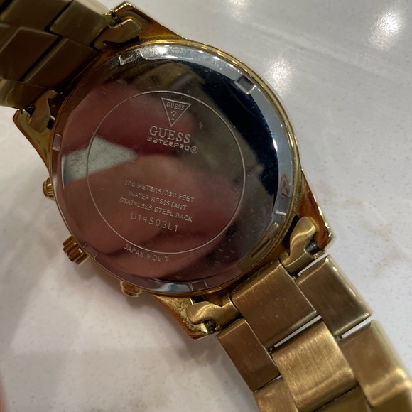 Guess Watch - Picture 2 of 2